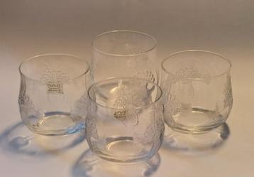 4 glazen Iittala Silja, Heikki Orvola,  1976. beschikbaar voor biedingen