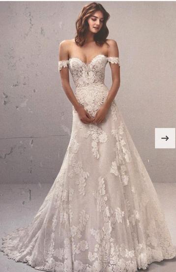 Prachtige Pronovias trouwjurk off shoulder maat 38 40 beschikbaar voor biedingen
