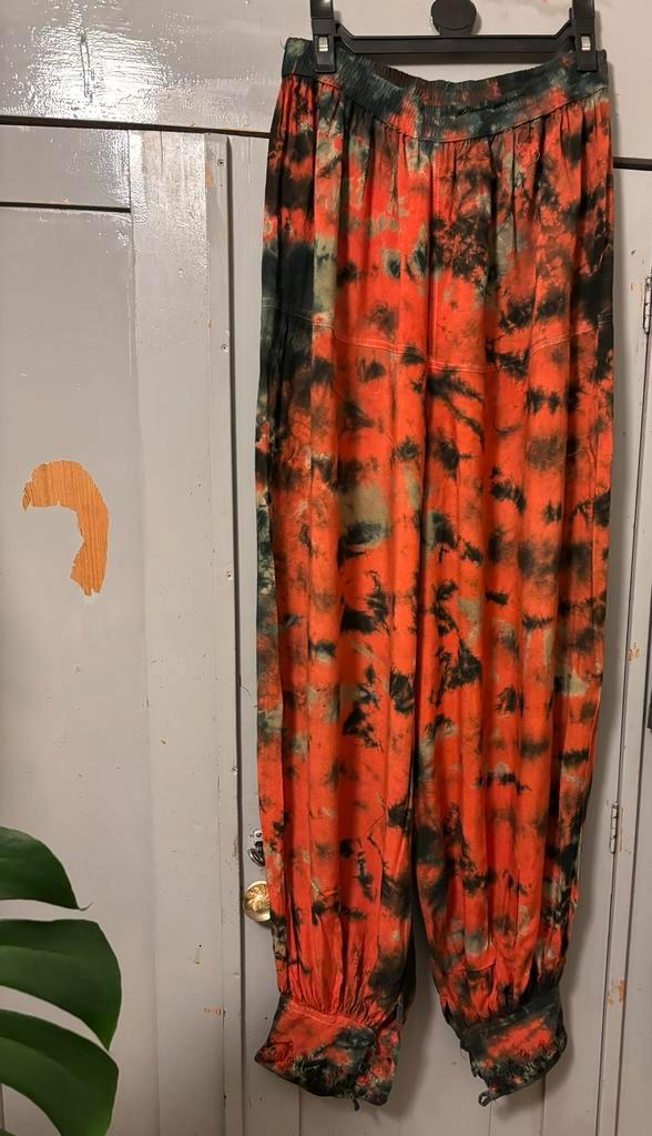 Mooie soepele broek - type harembroek maat L, Kleding | Dames, Broeken en Pantalons, Zo goed als nieuw, Overige kleuren, Lang