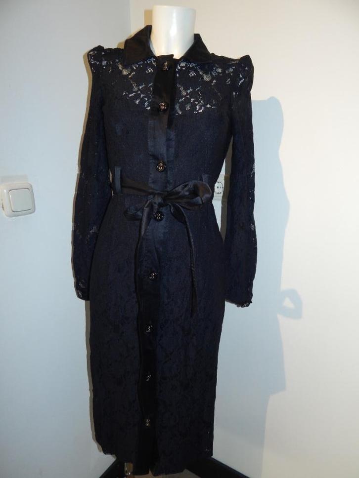 Dolce & Gabbana chique jurk zwarte kant door knoop IT 42, Kleding | Dames, Jurken, Zo goed als nieuw, Maat 36 (S), Zwart, Onder de knie