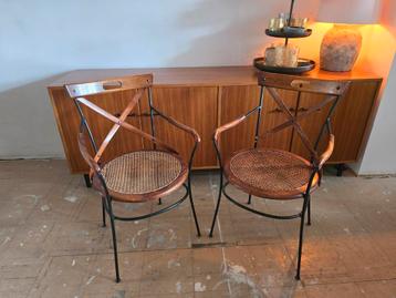 2 bistro stoelen vintage  beschikbaar voor biedingen
