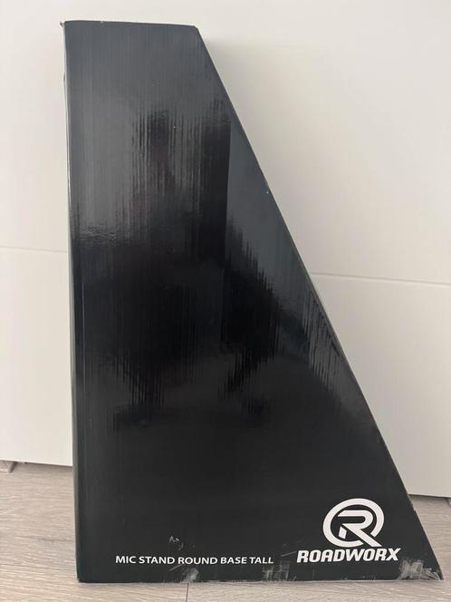 Nieuwe microfoonstand Roadworx Mic Stand Round Base Tall, Muziek en Instrumenten, Standaards, Ophalen of Verzenden