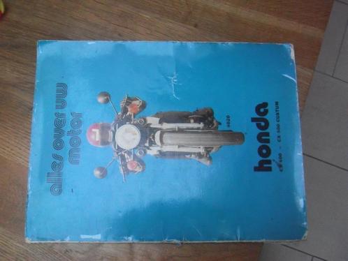 Diverse handleidingen en onderhouds boeken voor motoren, Motoren, Handleidingen en Instructieboekjes, Overige merken, Verzenden