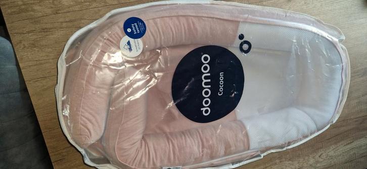 Doomoo Cocoon Babynest - Zo goed als nieuw!, Kinderen en Baby's, Babywiegjes en Ledikanten, Zo goed als nieuw, Overige typen, Ophalen of Verzenden