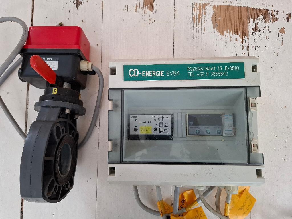 solar schakelkast voor aansturing klep zwembadverwarming, Ophalen of Verzenden, Gebruikt, Verwarming