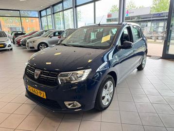 Dacia Sandero 0.9 TCe Laureate 44 DKM NAP CARPLAY DEALER BJ  beschikbaar voor biedingen