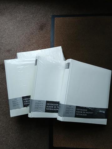 4 Nieuwe HEMA foto-albums: € 6,50 per stuk of 4 voor € 21,00 beschikbaar voor biedingen