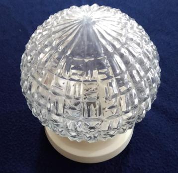 Retro Bollamp/Plafondlamp met glazen bewerkte bol beschikbaar voor biedingen