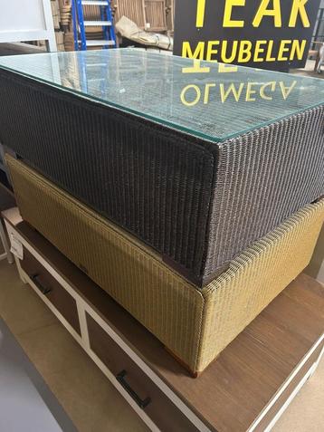 salonTafeltjes Lloyd loom beschikbaar voor biedingen