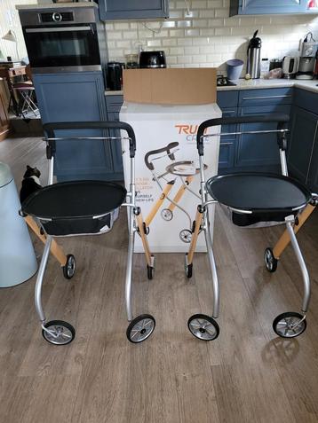 2 indoor rollators beschikbaar voor biedingen