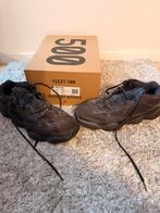 Yeezy 500 Utility Black - Maat 46, Kleding | Heren, Schoenen, Ophalen of Verzenden, Zo goed als nieuw, Zwart, Sneakers of Gympen