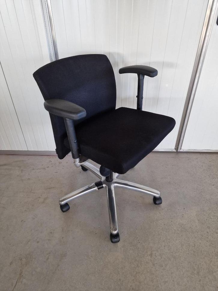 Lensvelt design bureaustoel lage rug zwart chrome, Huis en Inrichting, Bureaustoelen, Gebruikt, Bureaustoel, Zwart, Ergonomisch