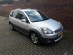 Ford Fiesta Crossroad 1.4 16V 2007, zeer lage KM stand!, Auto's, Origineel Nederlands, Te koop, Zilver of Grijs, 5 stoelen