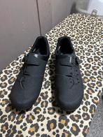 Shimano RC3 Wielrenschoenen - Maat 45, Ophalen of Verzenden, Zo goed als nieuw, Kleding