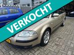 Volkswagen Passat Variant 1.8 Turbo Sportline/ GOED ONDERHOU, Auto's, Voorwielaandrijving, 4 cilinders, 150 pk, Beige
