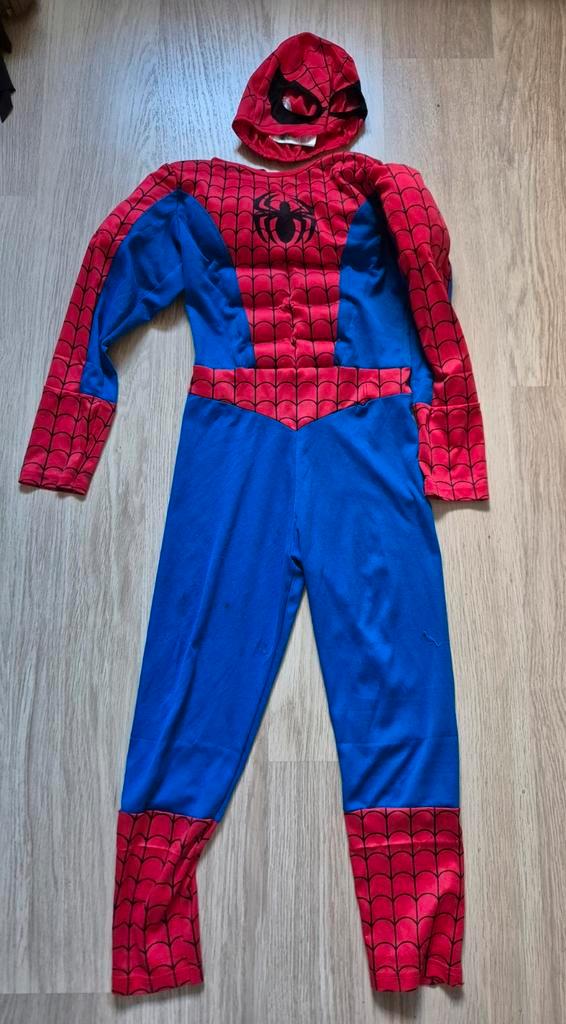 Spiderman Kostuum Maat 122/128, Kinderen en Baby's, Carnavalskleding en Verkleedspullen, Gebruikt, Jongen of Meisje, 122 t/m 128