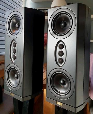 Kef AV3 Reference series Luidsprekers  beschikbaar voor biedingen