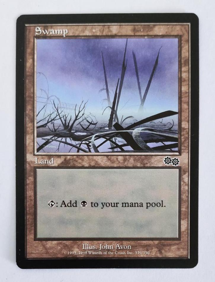 Swamp V.1 Urza's Saga MTG Near Mint, Hobby en Vrije tijd, Verzamelkaartspellen | Magic the Gathering, Zo goed als nieuw, Losse kaart