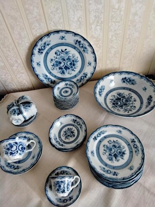Blue rose servie delen, Antiek en Kunst, Antiek | Servies los, Ophalen of Verzenden