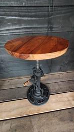 Industriele bijzettafel gietijzer/hout, Huis en Inrichting, Tafels | Bijzettafels, Overige materialen, Minder dan 55 cm, Rond