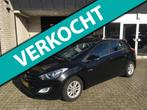 Hyundai I30 1.6 GDI Business Edition / NIEUW MODEL / NAVI /, Voorwielaandrijving, Euro 5, Gebruikt, 4 cilinders