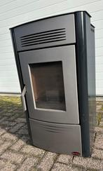 Pelletkachel extraflame keurige staat, Huis en Inrichting, Ophalen of Verzenden, Zo goed als nieuw, Overige brandstoffen, Pelletkachel