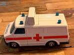 Matchbox ambulance, Hobby en Vrije tijd, Modelauto's | 1:43, Ophalen of Verzenden, Gebruikt, Auto, Matchbox