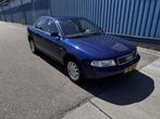 Audi A4 Limousine 1.6 Advance Clima, Cruise control, Lichtme, Auto's, Oldtimers, Blauw, Bedrijf, Handgeschakeld, Audi