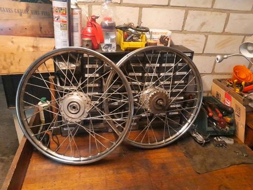 Puch Maxi spaakwielen set, Fietsen en Brommers, Brommeronderdelen | Puch, Zo goed als nieuw, Overige typen, Ophalen