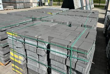 Restantpartij Betonklinkers Antraciet beschikbaar voor biedingen