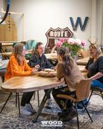 robuuste ovale eettafel stoer oud houten tafel