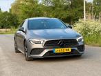 Mercedes-Benz CLA 200 163pk 7G-DCT 2020 AMG Pakket Mango Gre, Auto's, Zwart, 4 cilinders, 715 kg, Alcantara