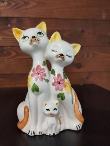  Leuk kattengezinnetje beschikbaar voor biedingen