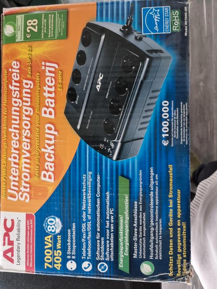 APC BE700G-GR Backup Batterij, Computers en Software, Noodvoedingen (UPS), Nieuw, Ophalen