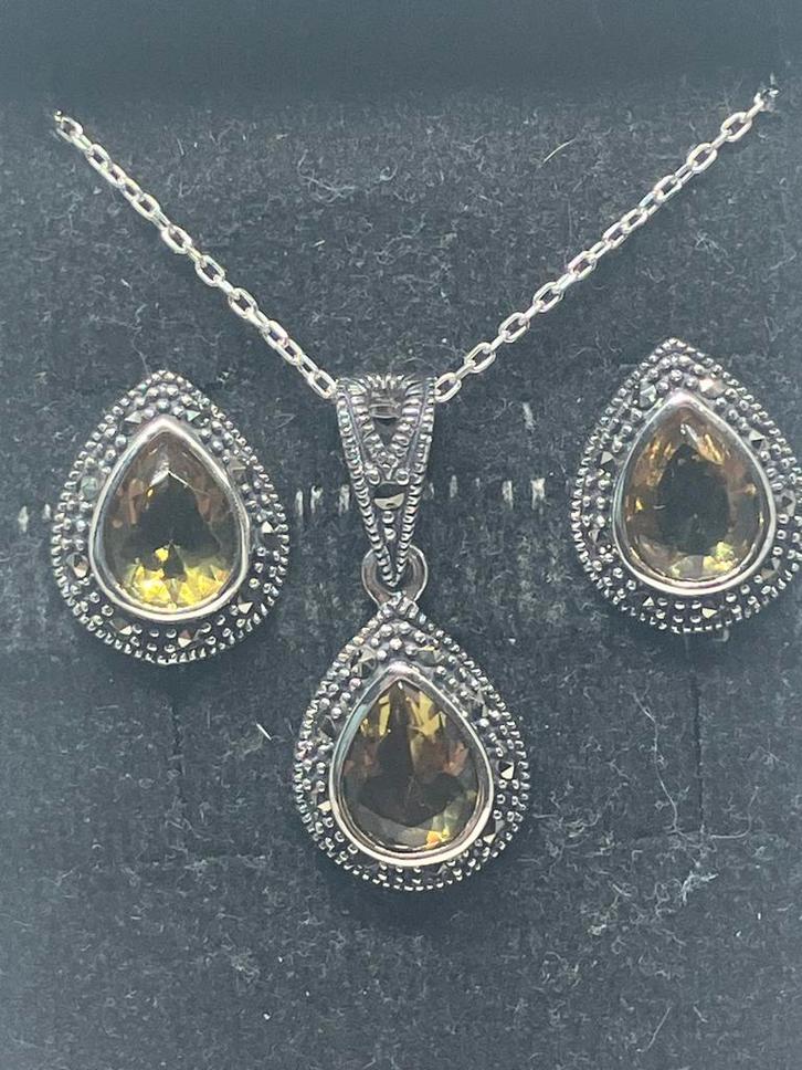Zilveren oorbellen en hanger met zultaniet / zultanite, Sieraden, Tassen en Uiterlijk, Oorbellen, Nieuw, Knopjes of Stekers, Zilver