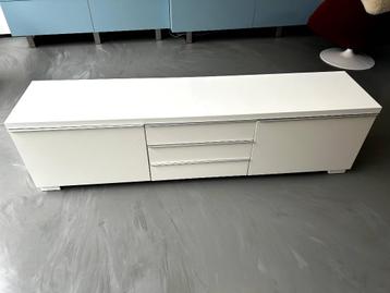 Ikea Besta Burs TV meubel wit hoogglans beschikbaar voor biedingen