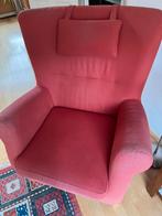 Oorfauteuil bekleed met rode stof, Huis en Inrichting, Fauteuils, Ophalen, Gebruikt, 75 tot 100 cm, 75 tot 100 cm