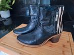 Super leuke laarsjes met subtiel zebra motief. Maat 39, Kleding | Dames, Schoenen, Zwart, Lage of Enkellaarzen, Ophalen of Verzenden