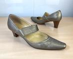 Nalini geheel van leer goud schoenen met hakje mt 40 ZGAN, Nalini, Schoenen met lage hakken, Overige kleuren, Ophalen of Verzenden