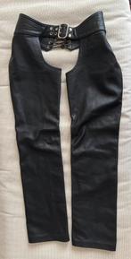 Kinky gay chaps maat 30/34 Mr B leer leather, Maat 48/50 (M), Zwart, Ophalen of Verzenden, Gedragen