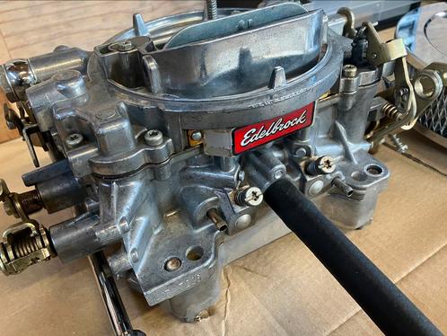 Edelbrock 1407 750 CFM carburateur, Auto-onderdelen, Motor en Toebehoren, Gebruikt, Ophalen of Verzenden