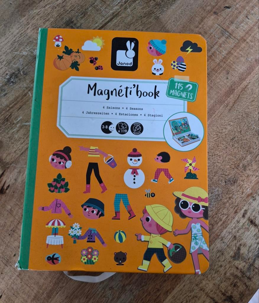 JANOD 4 seizoenen magneetboek, Kinderen en Baby's, Speelgoed | Educatief en Creatief, Ophalen of Verzenden, Gebruikt, Bouwen