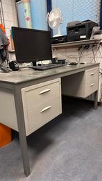 Stalen Industrieel Bureau met Lades, Ophalen, Gebruikt, Bureau