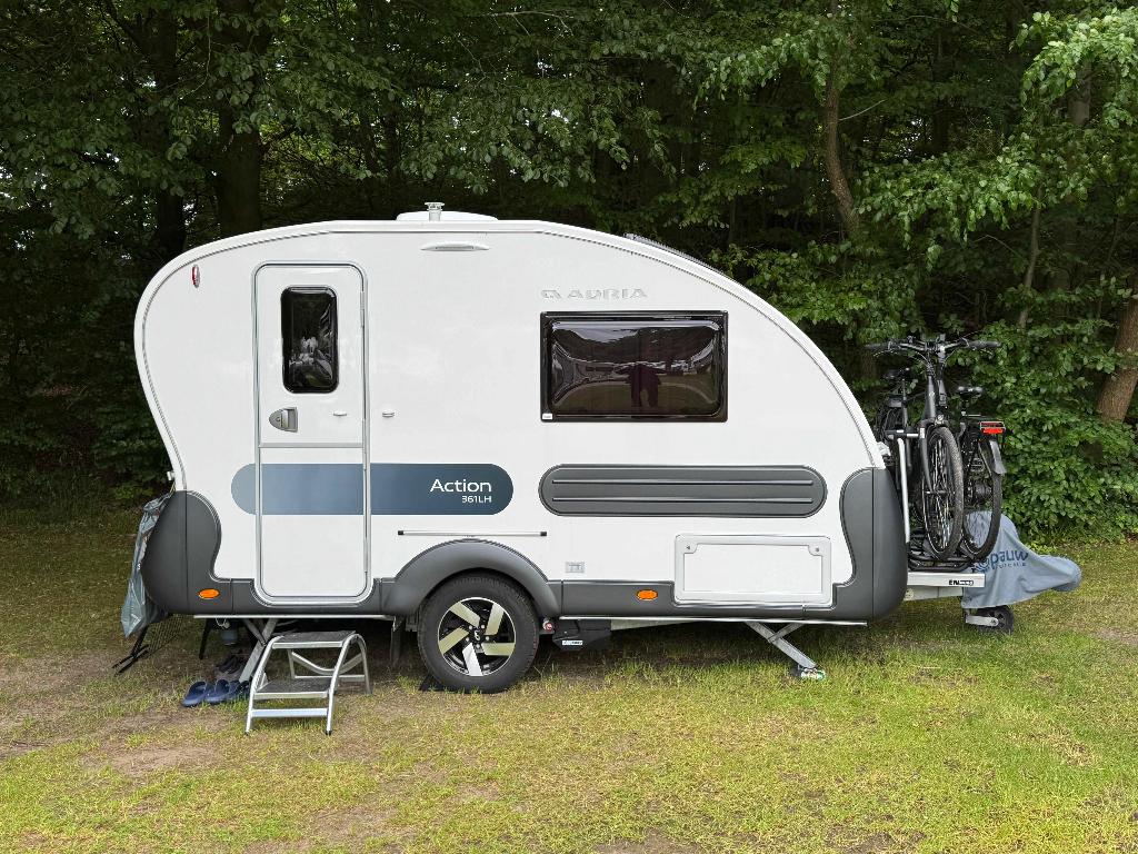 Adria Action 361 LH, Rondzit, Omvormbare zithoek, Particulier, Adria