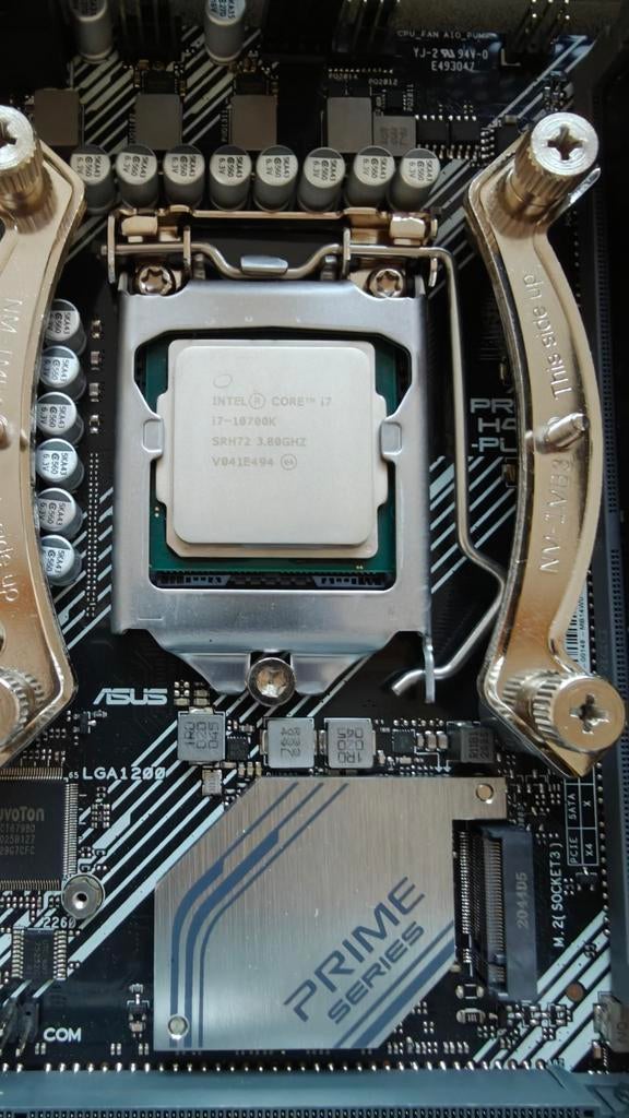 i7-10700K tray, Computers en Software, Processors, 8-core, Ophalen of Verzenden, Zo goed als nieuw, 4 Ghz of meer