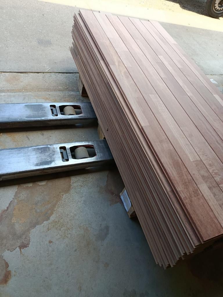 20M2 massief Iroko Kambala tropisch hardhout #VERNIEUWD#, Gebruikt, 50 tot 150 cm, 10 m² of meer, 10 tot 30 cm