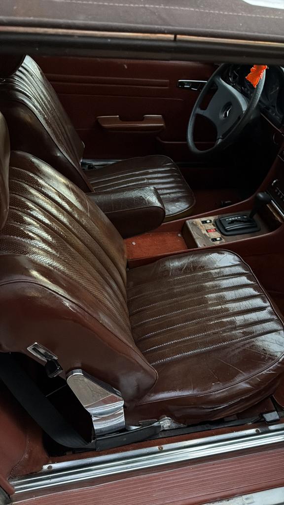 Gezocht! R107 w107 mercedes stoelen bruin, Auto-onderdelen, Ophalen of Verzenden