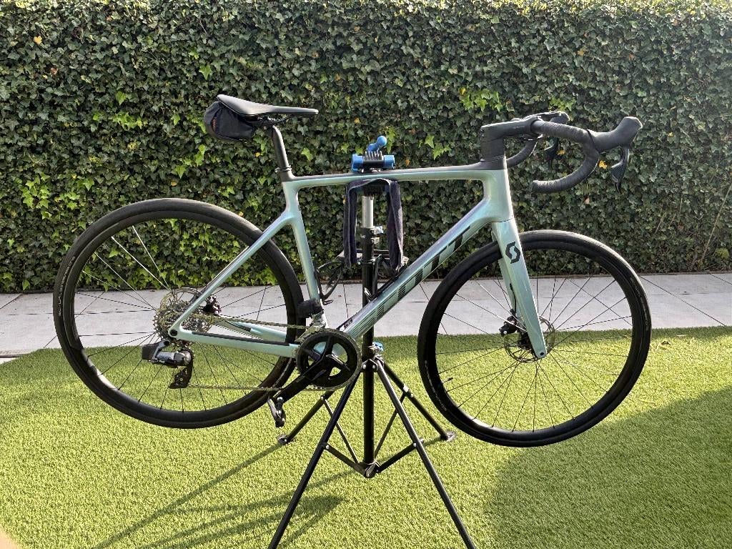 SCOTT Addict 10 Carbon 2x12 speed L/56 “Nieuwstaat”, 28 inch, Carbon, Zo goed als nieuw, Meer dan 20 versnellingen