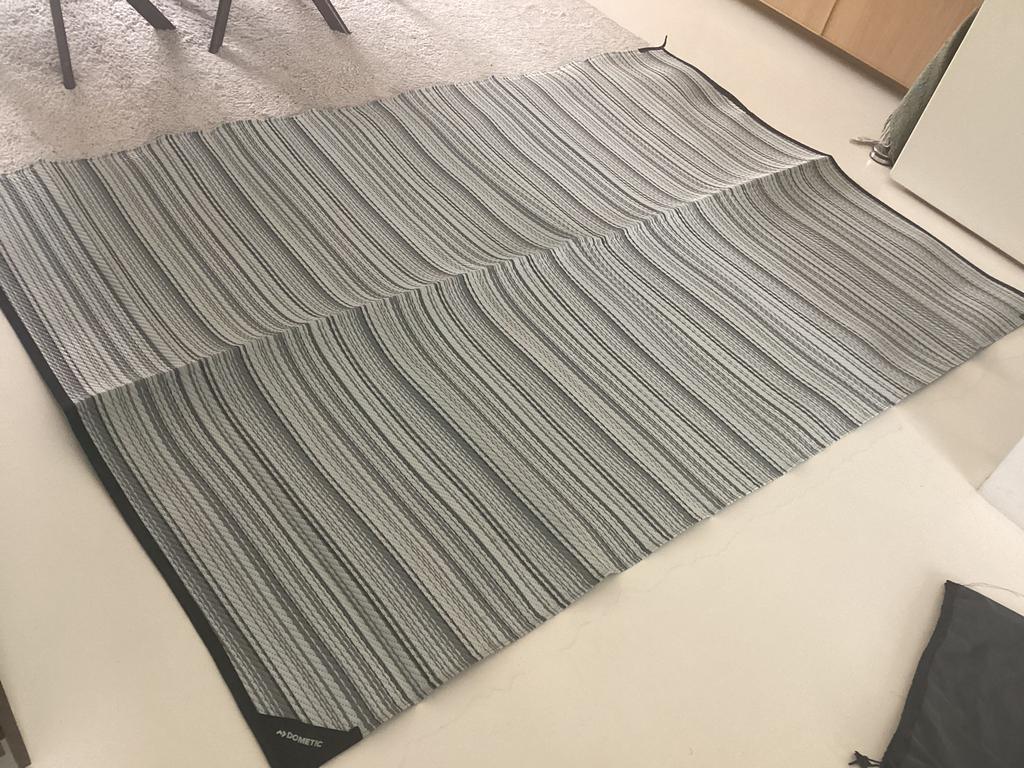 TAPIJT VOORTENT / TENT / CARAVAN DOMETIC CONTINENTAL, Ophalen, Zo goed als nieuw