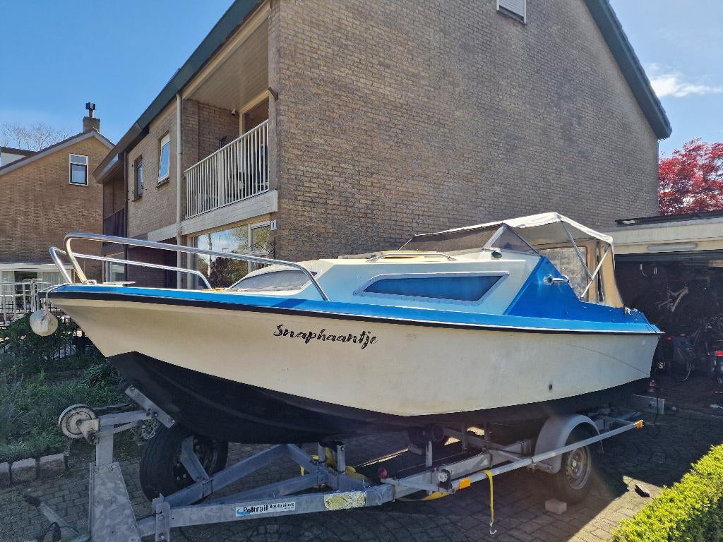 Polyester kajuit bootje, Pacific 550. Vaarklaar, Ophalen, 10 tot 30 pk, Gebruikt, Tot 6 meter